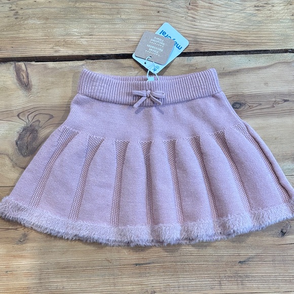 Mayoral Other - New! MAYORAL 3 Pink Knitted Pleated Skirt Faux Fur Trim Bow